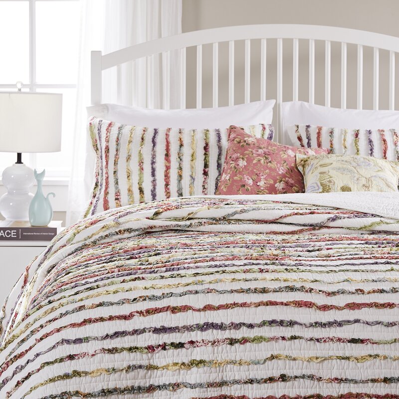 Bella Ruffle Cotton Modern Farmhouse Quilt Set with Throw Pillows